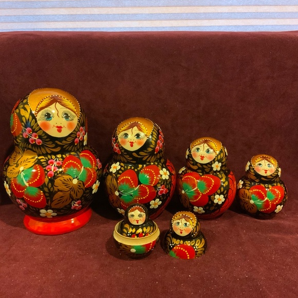 Nesting Dolls Set of 10! NEW! - Picture 8 of 11